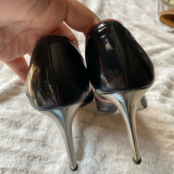 Versace Medusa heels size 7 37.5 black color - Picture 6 of 6